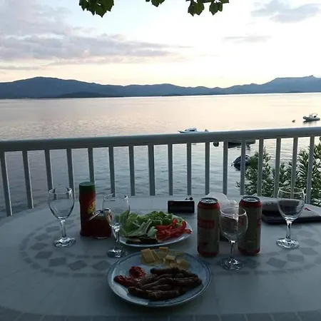 Bonaca Komarna