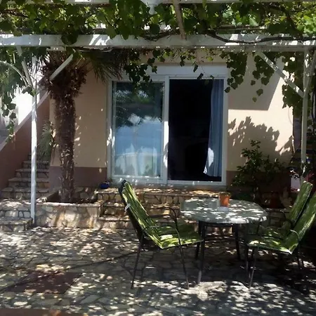 Bonaca Apartman *
